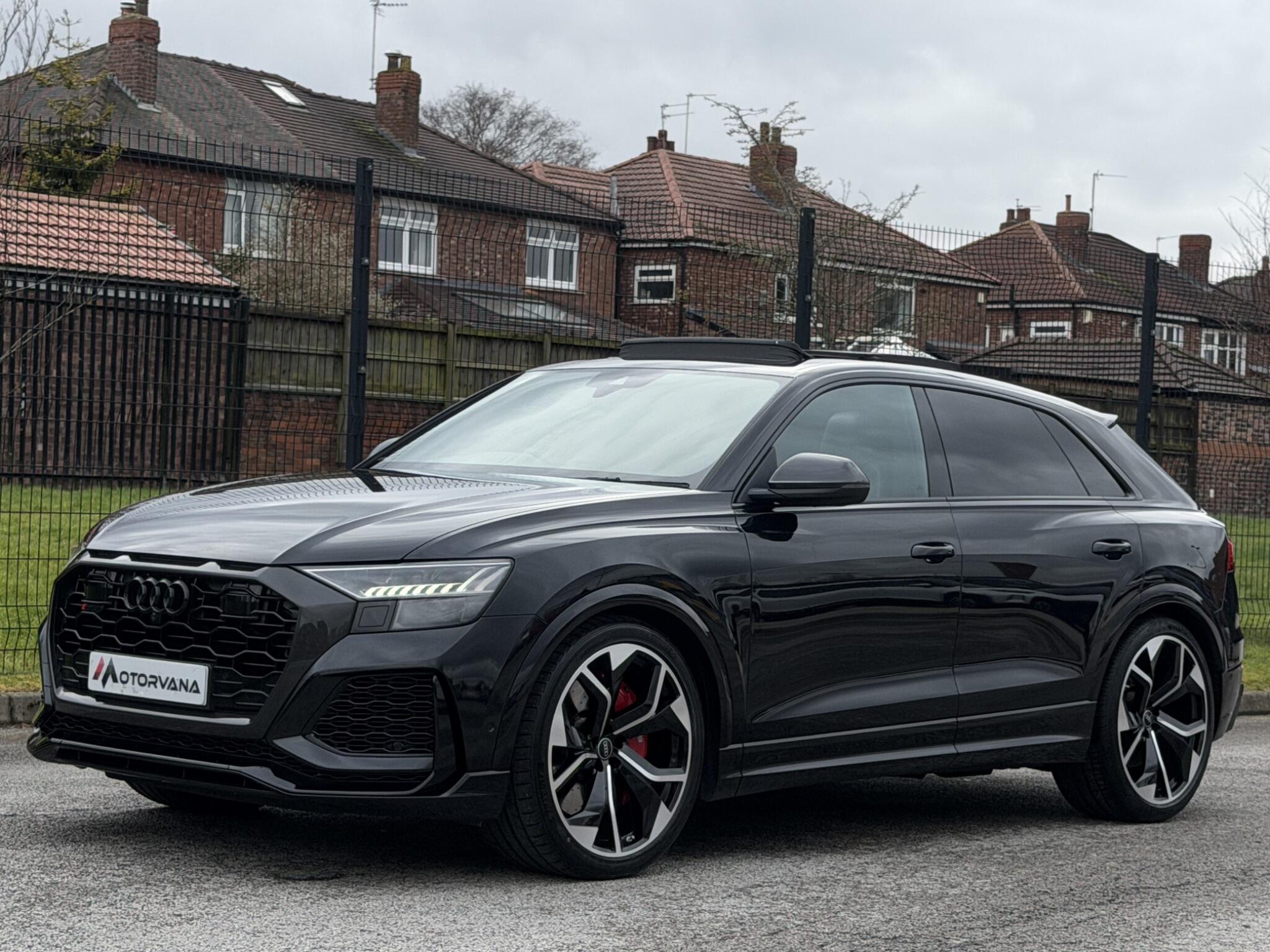 Audi Audi RSQ8 view 8