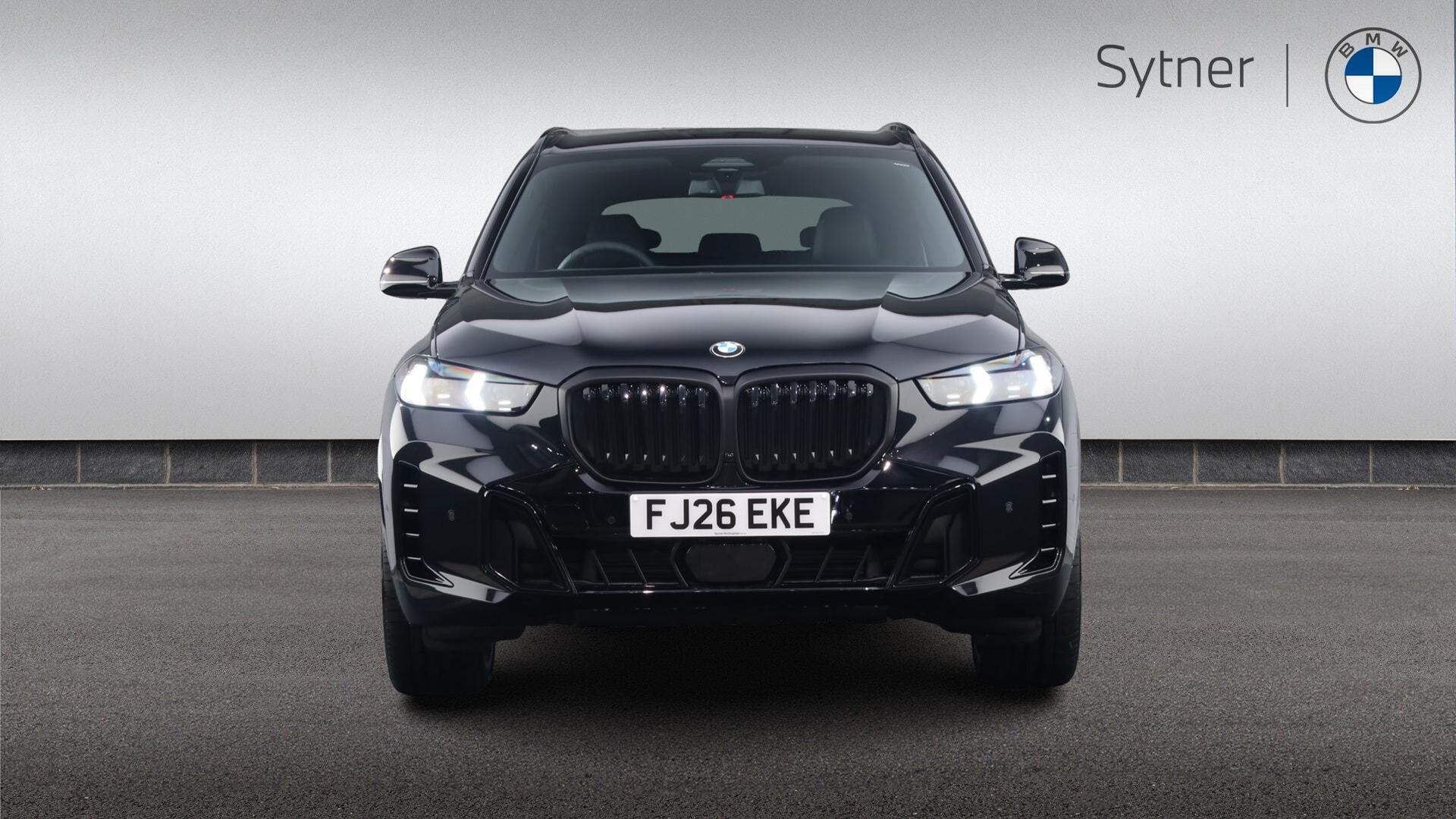 BMW X5 view 16