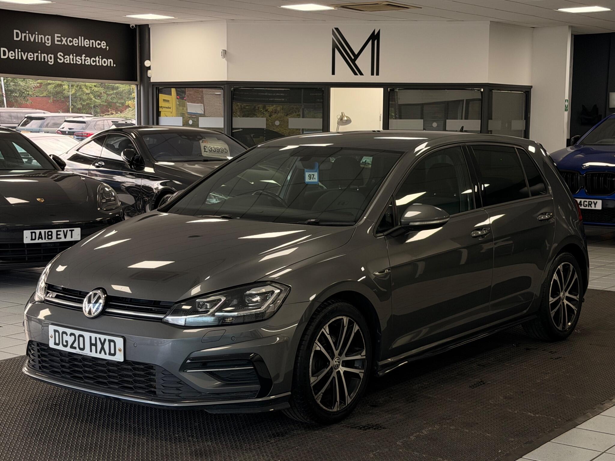 Volkswagen Golf view 6