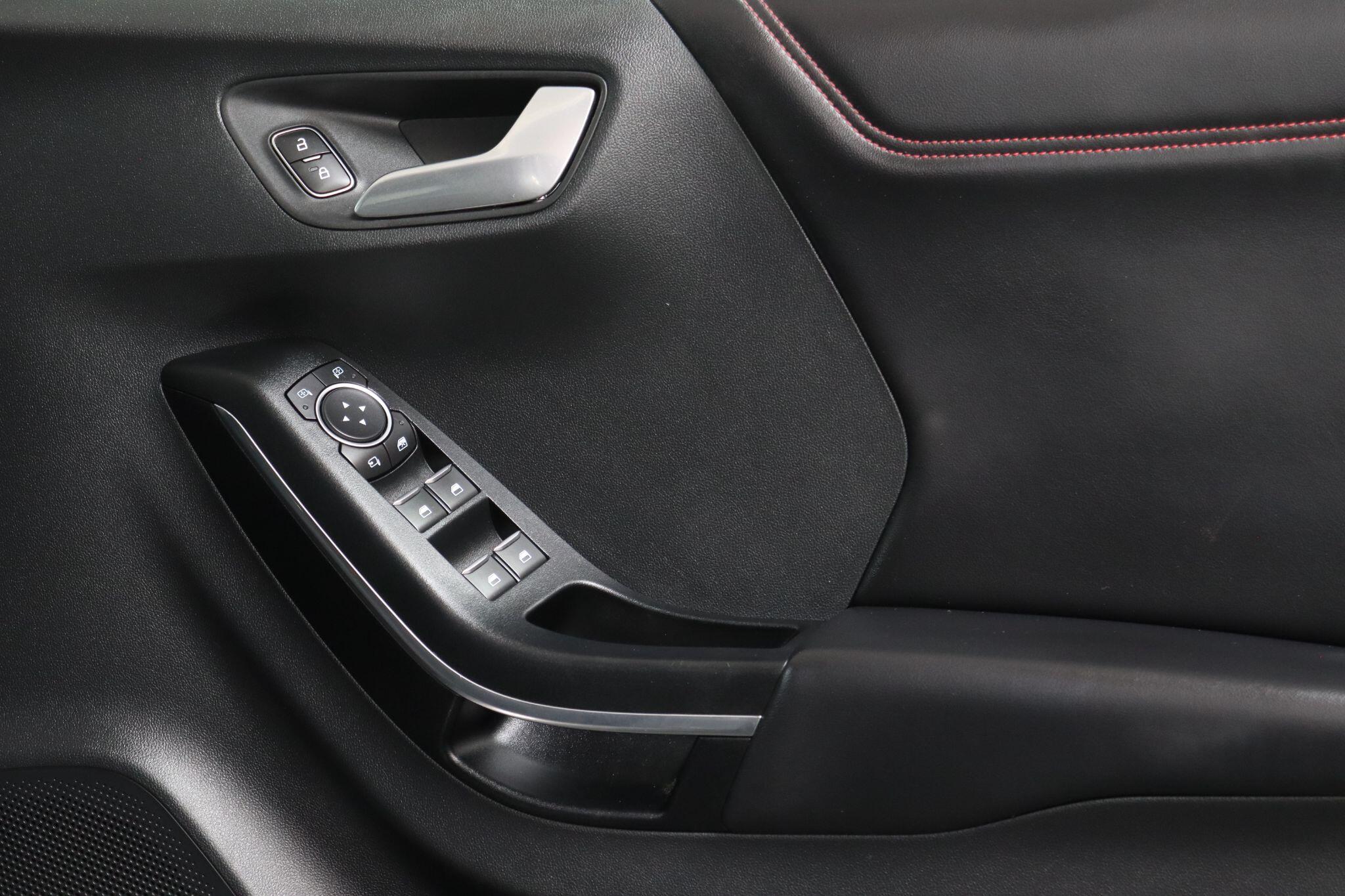 Ford Puma view 36
