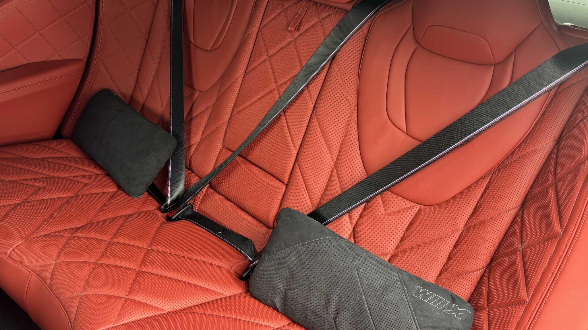 BMW XM view 13