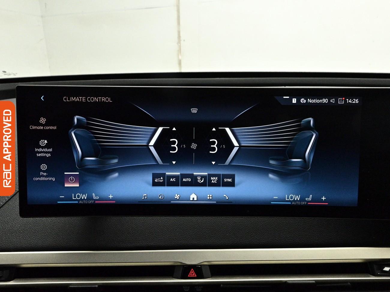 BMW Ix view 3