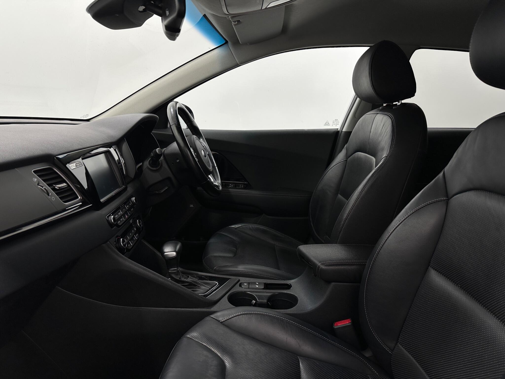 Kia Niro view 35