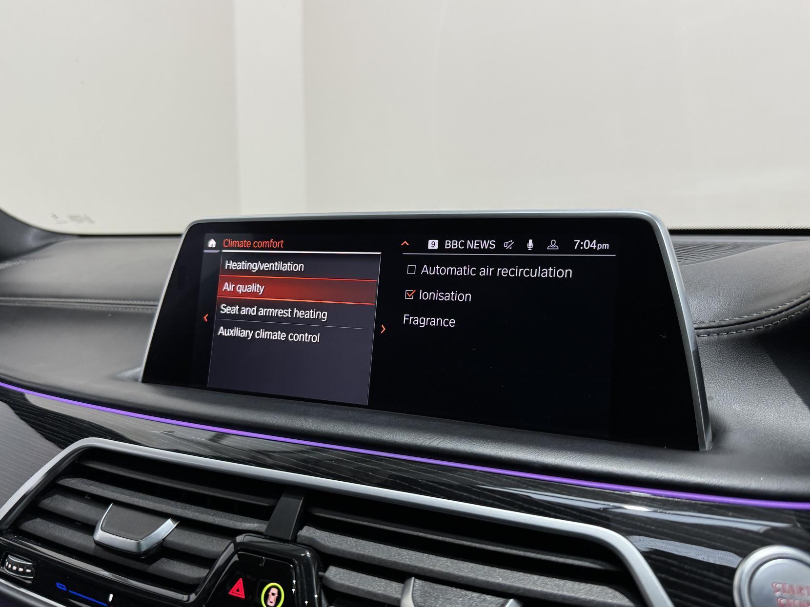 BMW 7 Series view 39