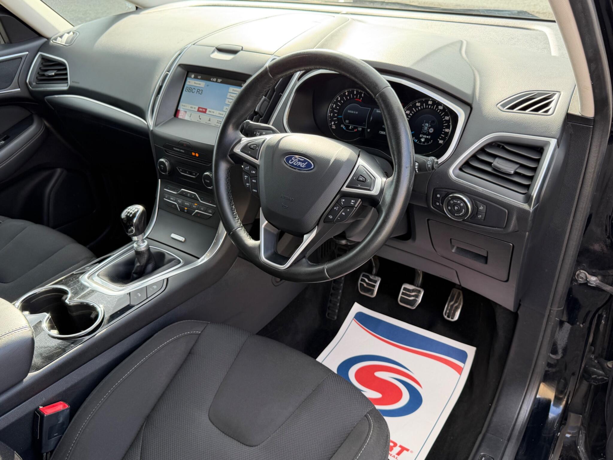 Ford S-Max view 16