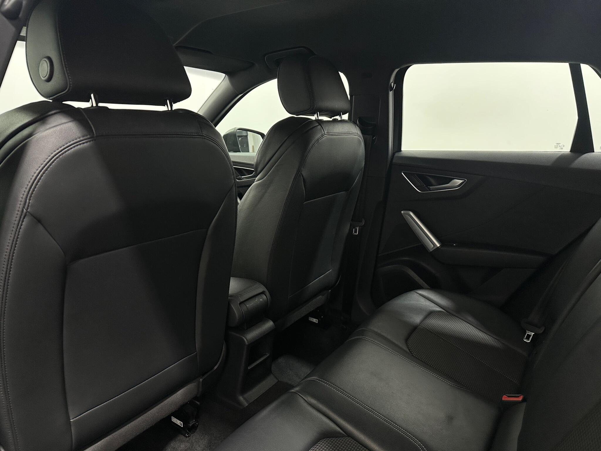 Audi Q2 view 35