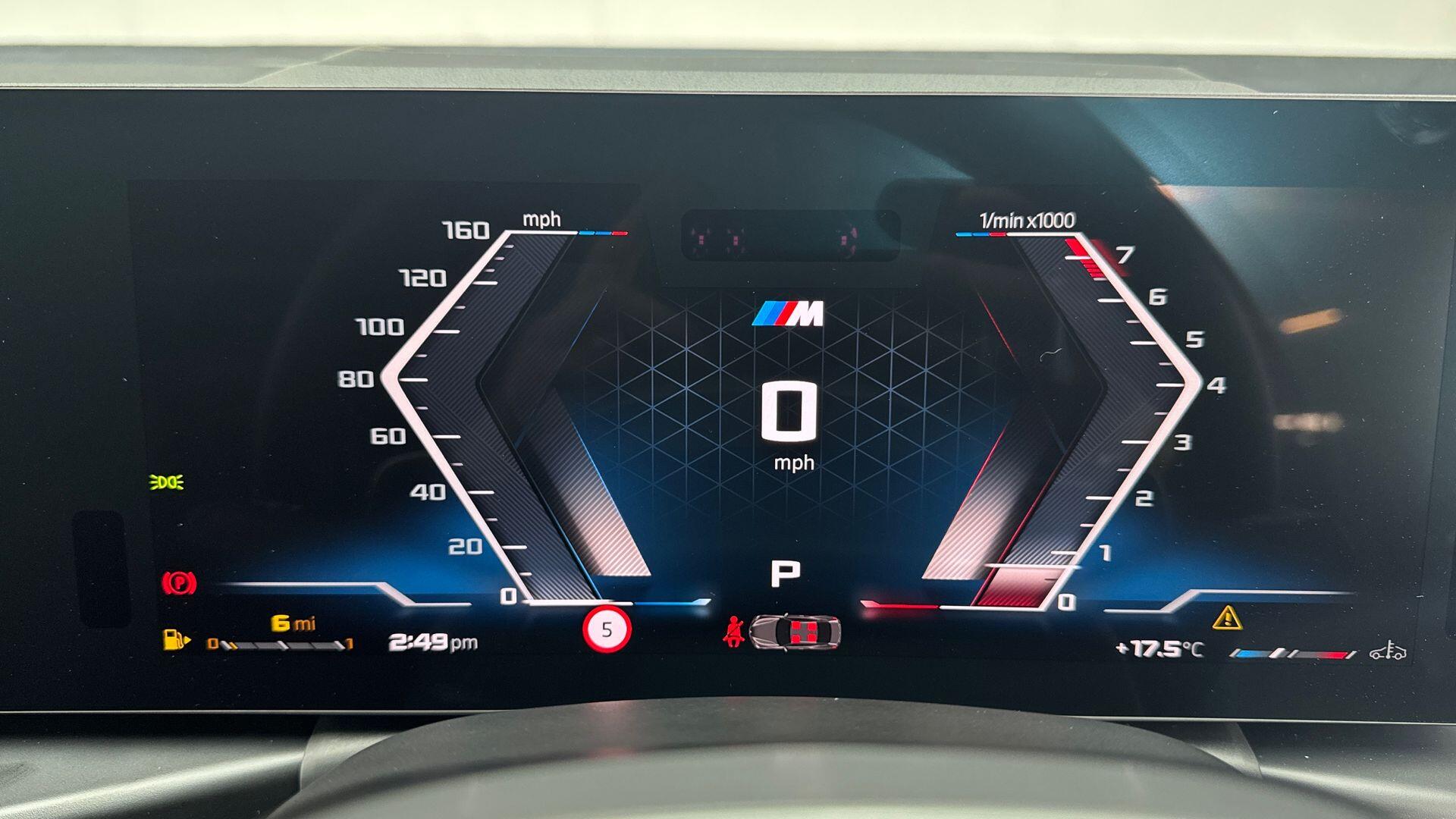 BMW 2 Series view 18
