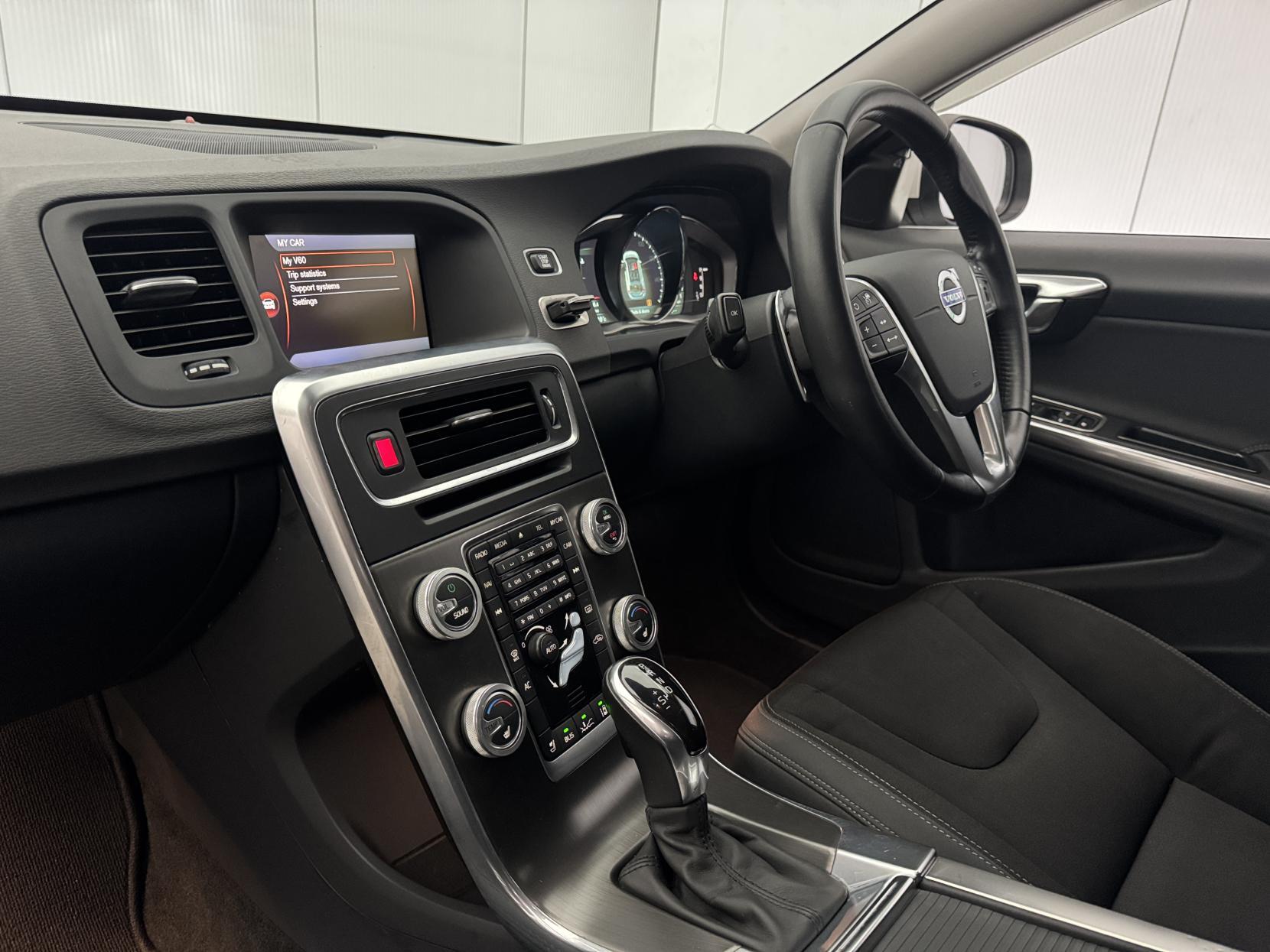 Volvo V60 view 37