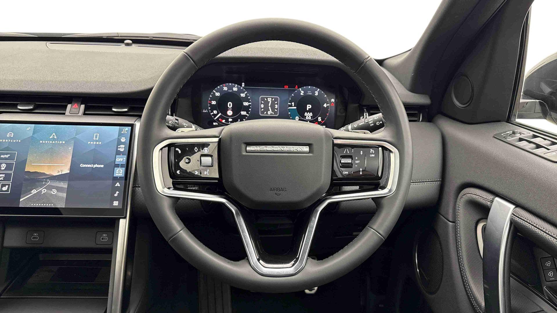 Land Rover Discovery Sport view 15