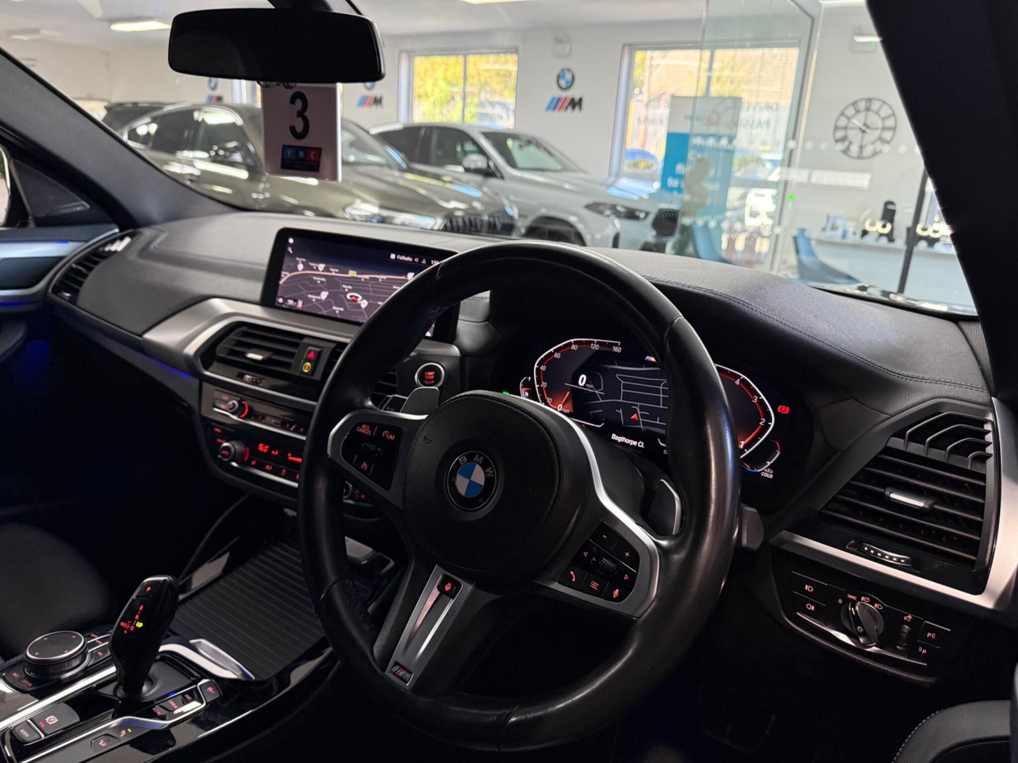 BMW X4 view 33