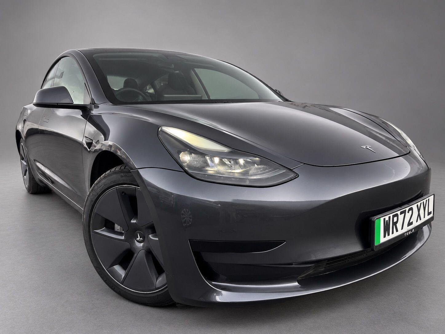 Tesla Model 3 view 5