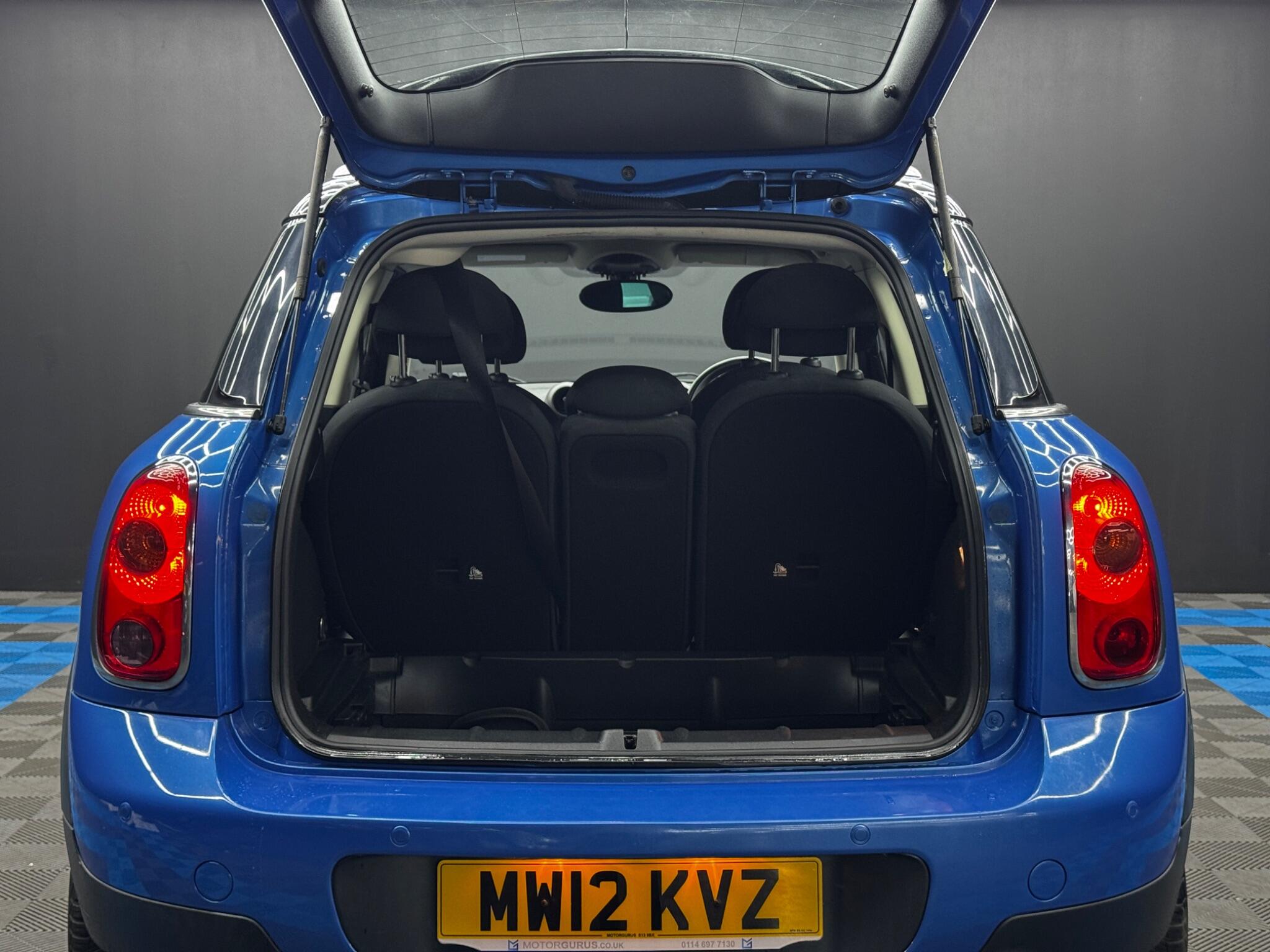 Mini Countryman view 31