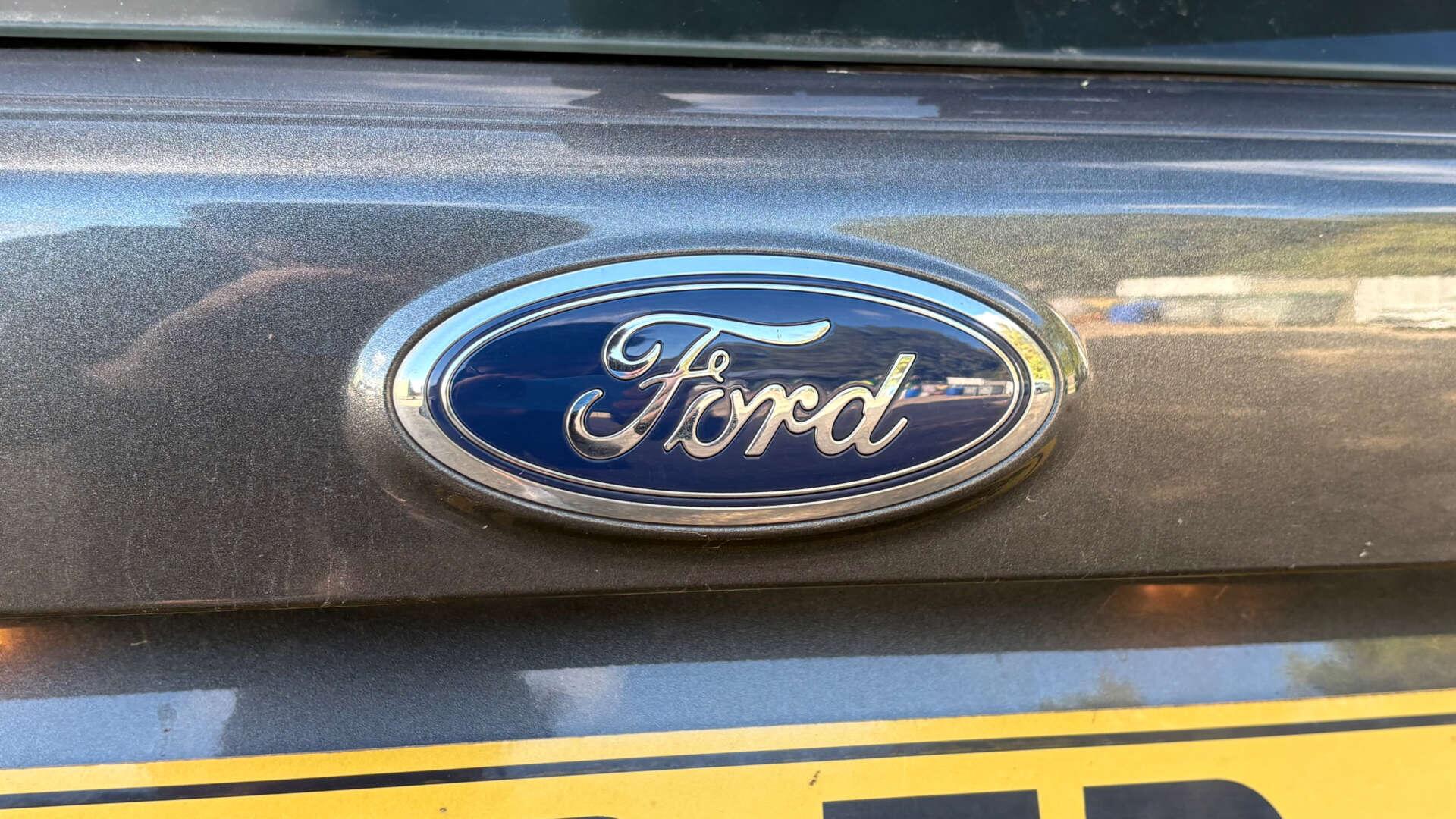 Ford Kuga view 51