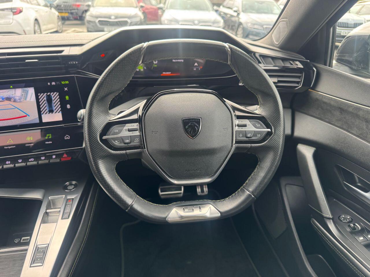 Peugeot 408 view 11