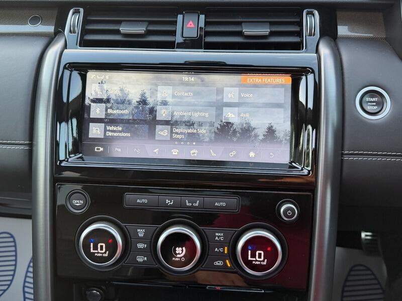 Land Rover Discovery 3 view 45