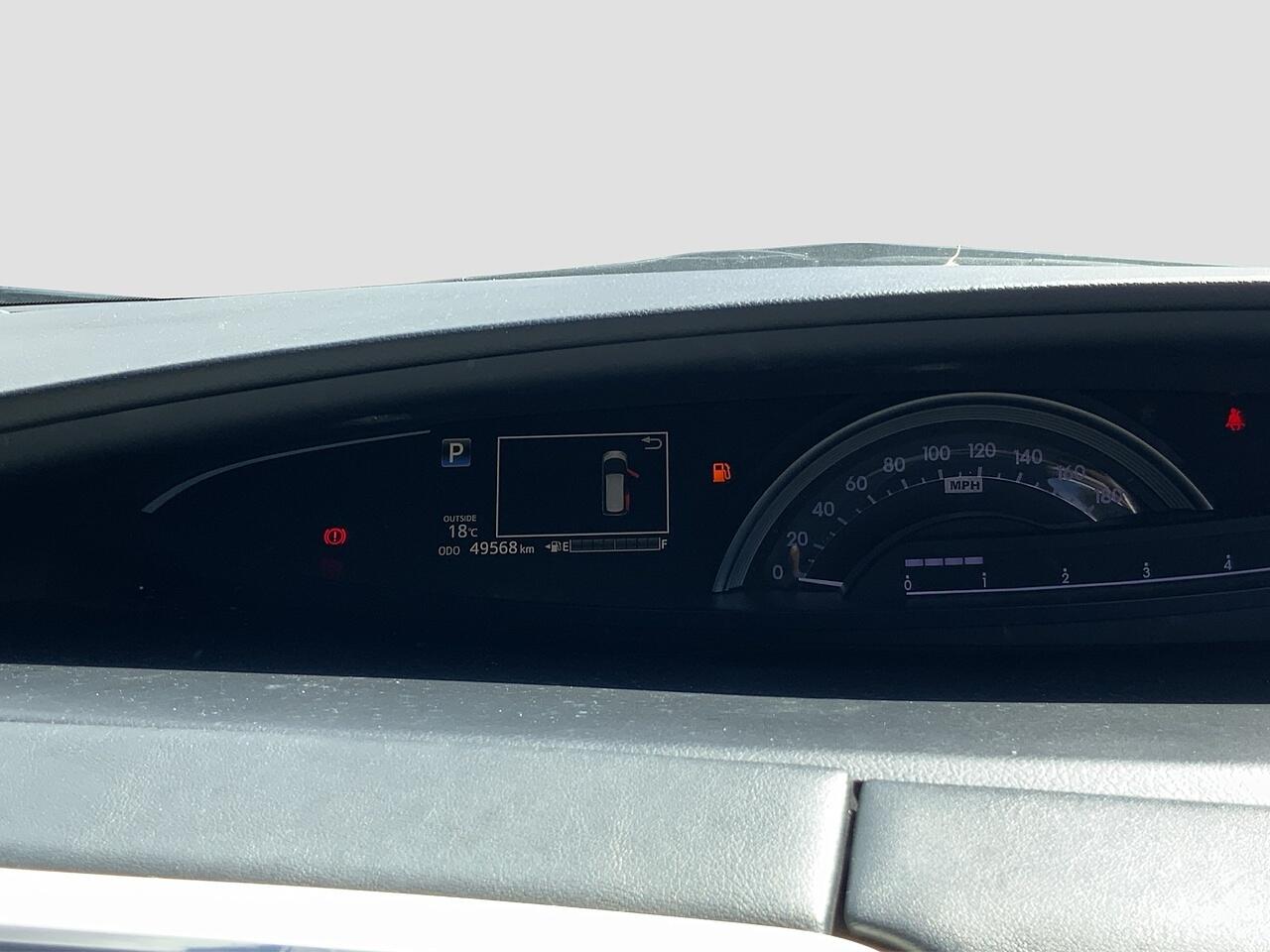Toyota Estima view 10