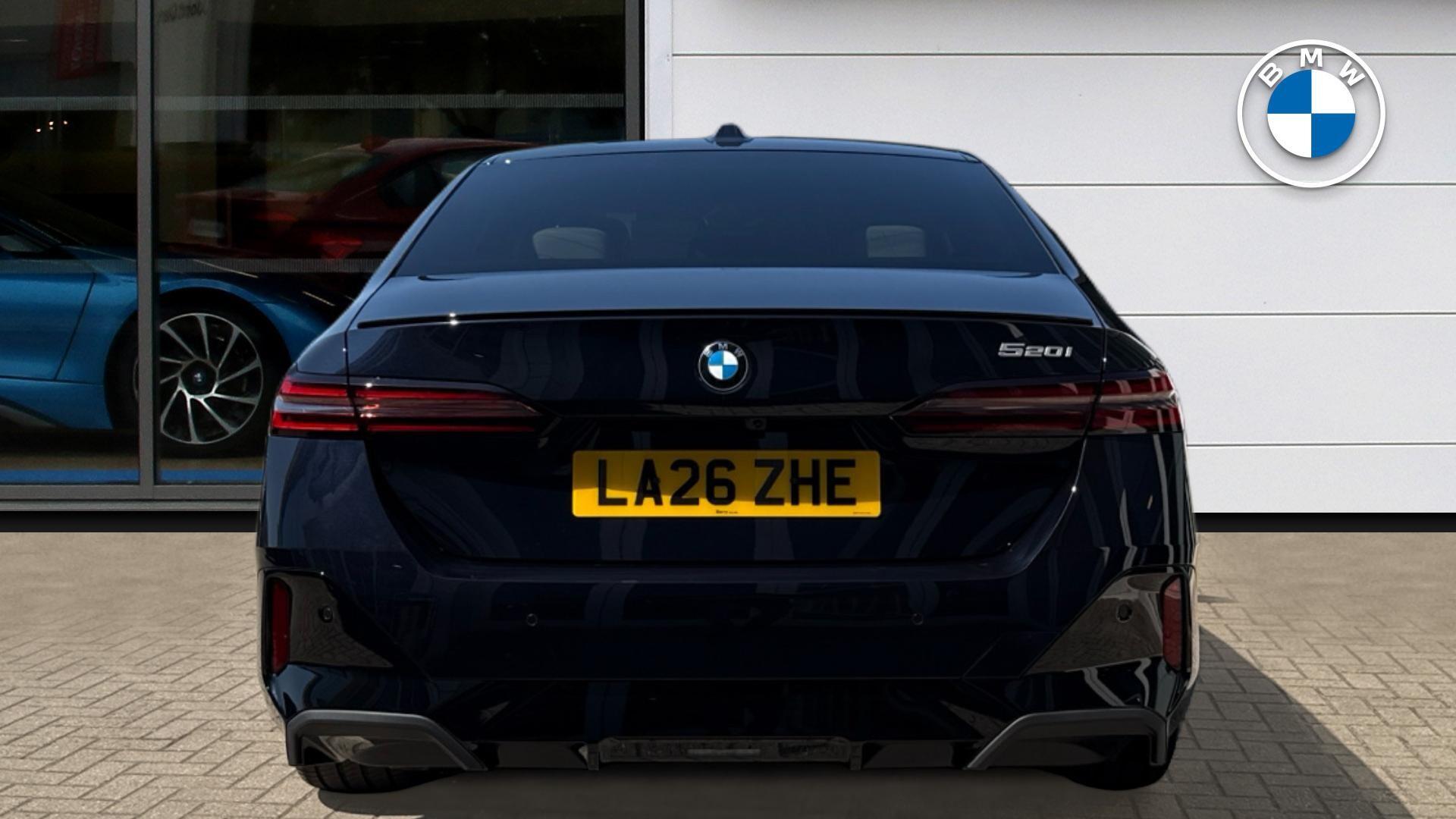 BMW 5 Series view 15