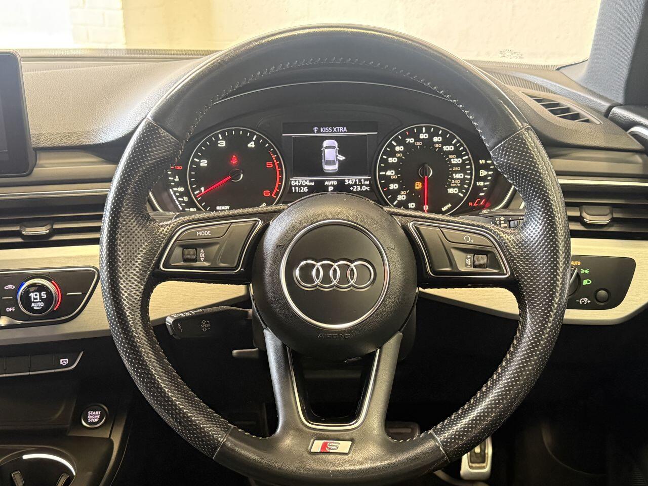 Audi A4 view 34