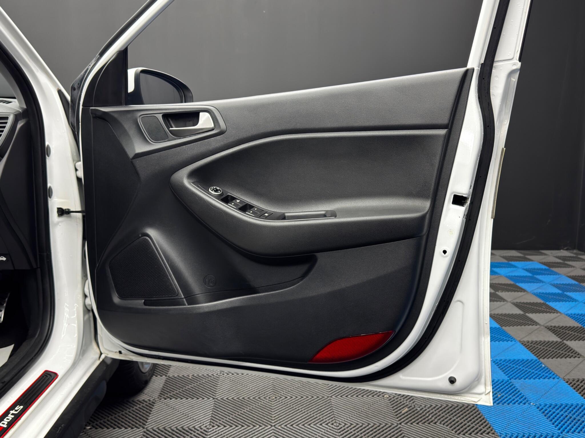 Hyundai I20 view 30
