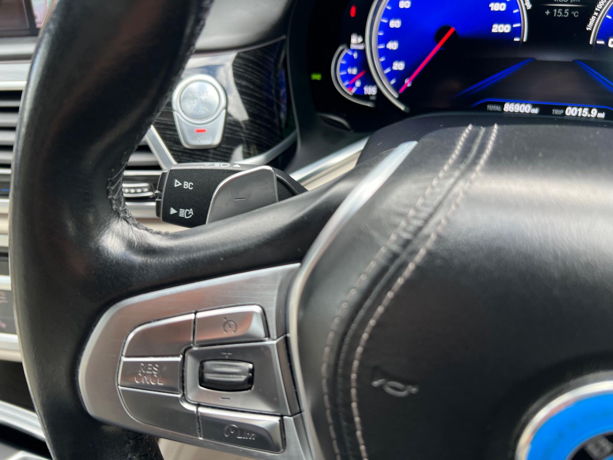 BMW 7 Series view 44