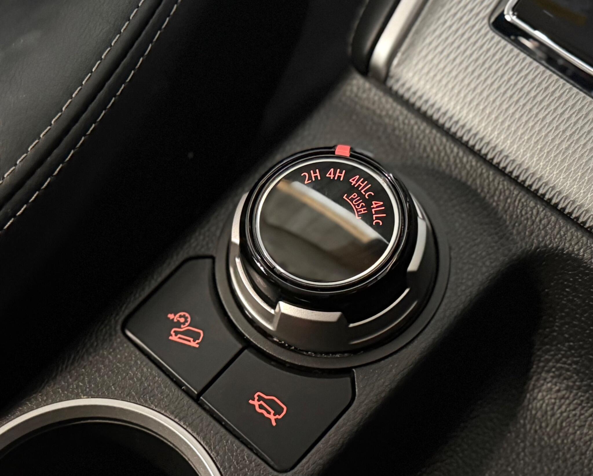 Mitsubishi L200 view 12
