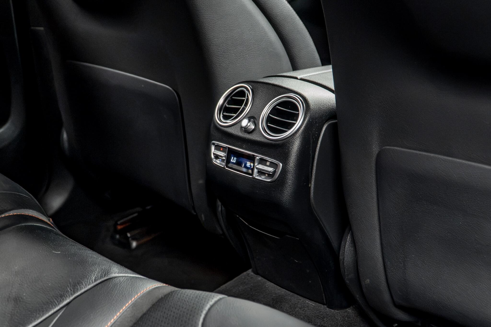 Mercedes-Benz GLC view 27