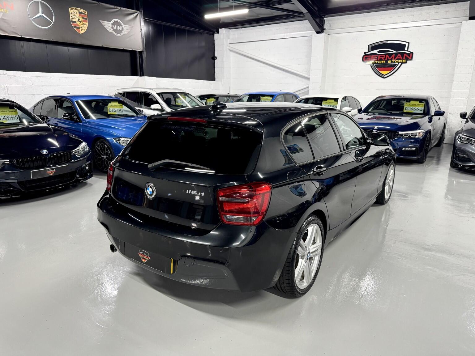 BMW 1 Series view 3