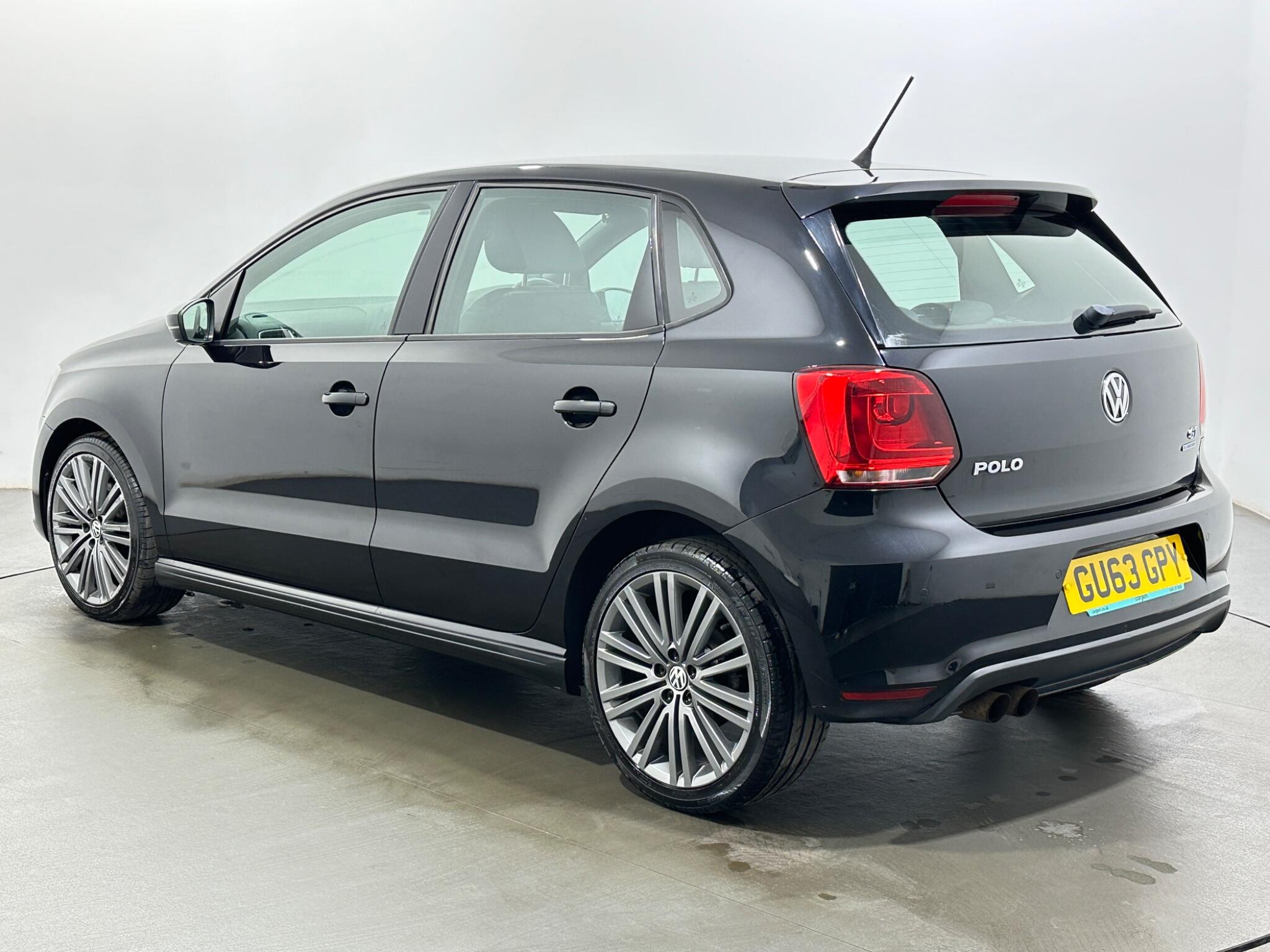 Volkswagen Polo view 6