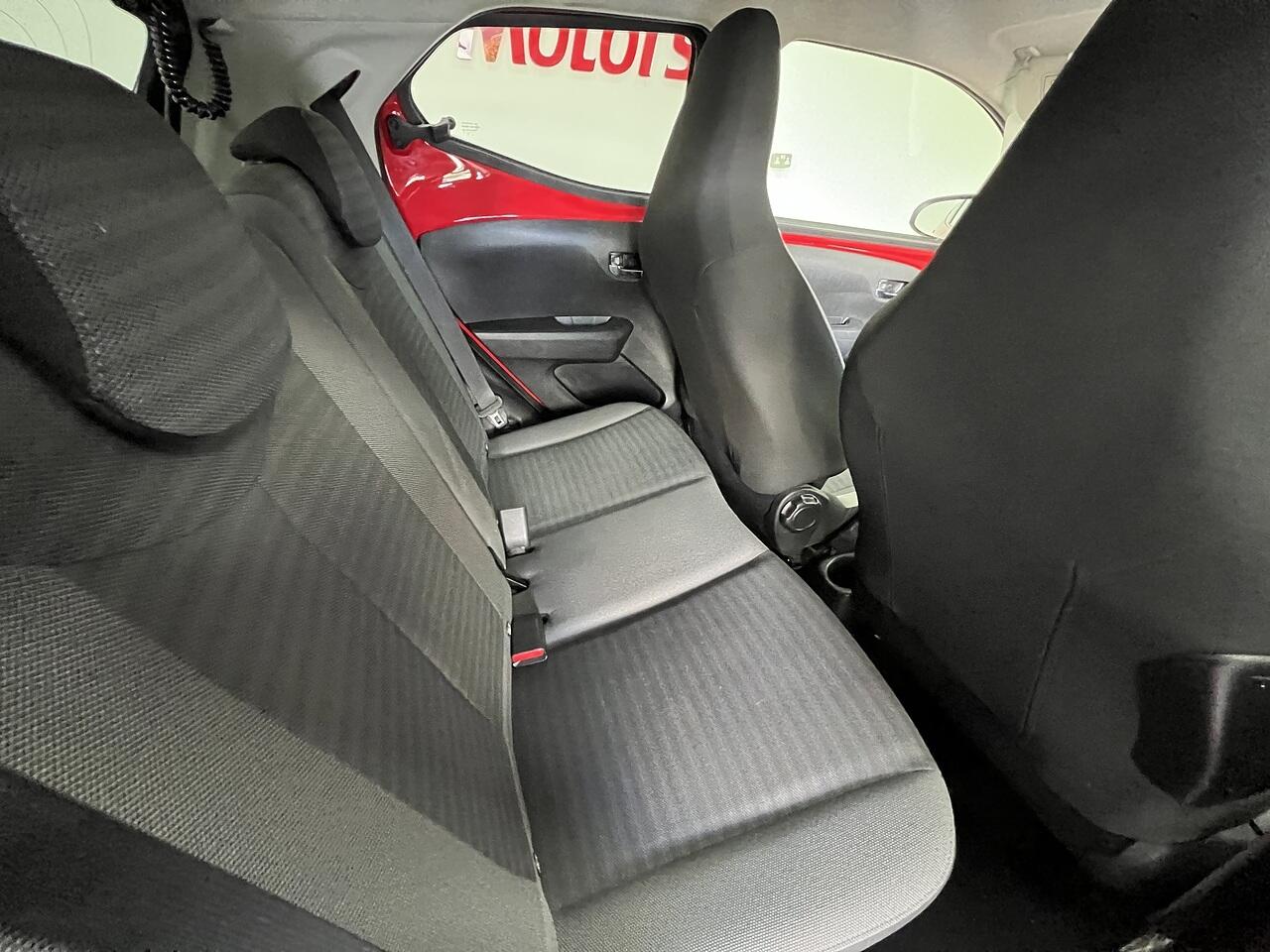 Toyota Aygo view 14
