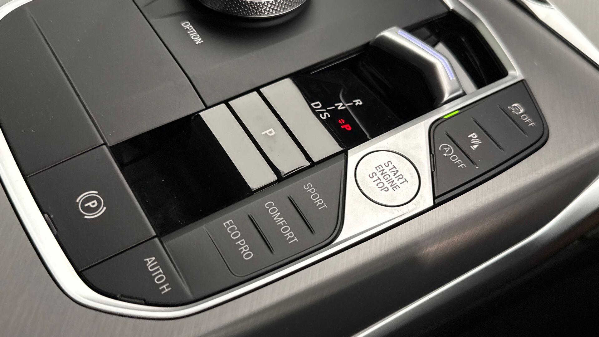 BMW 2 Series view 19