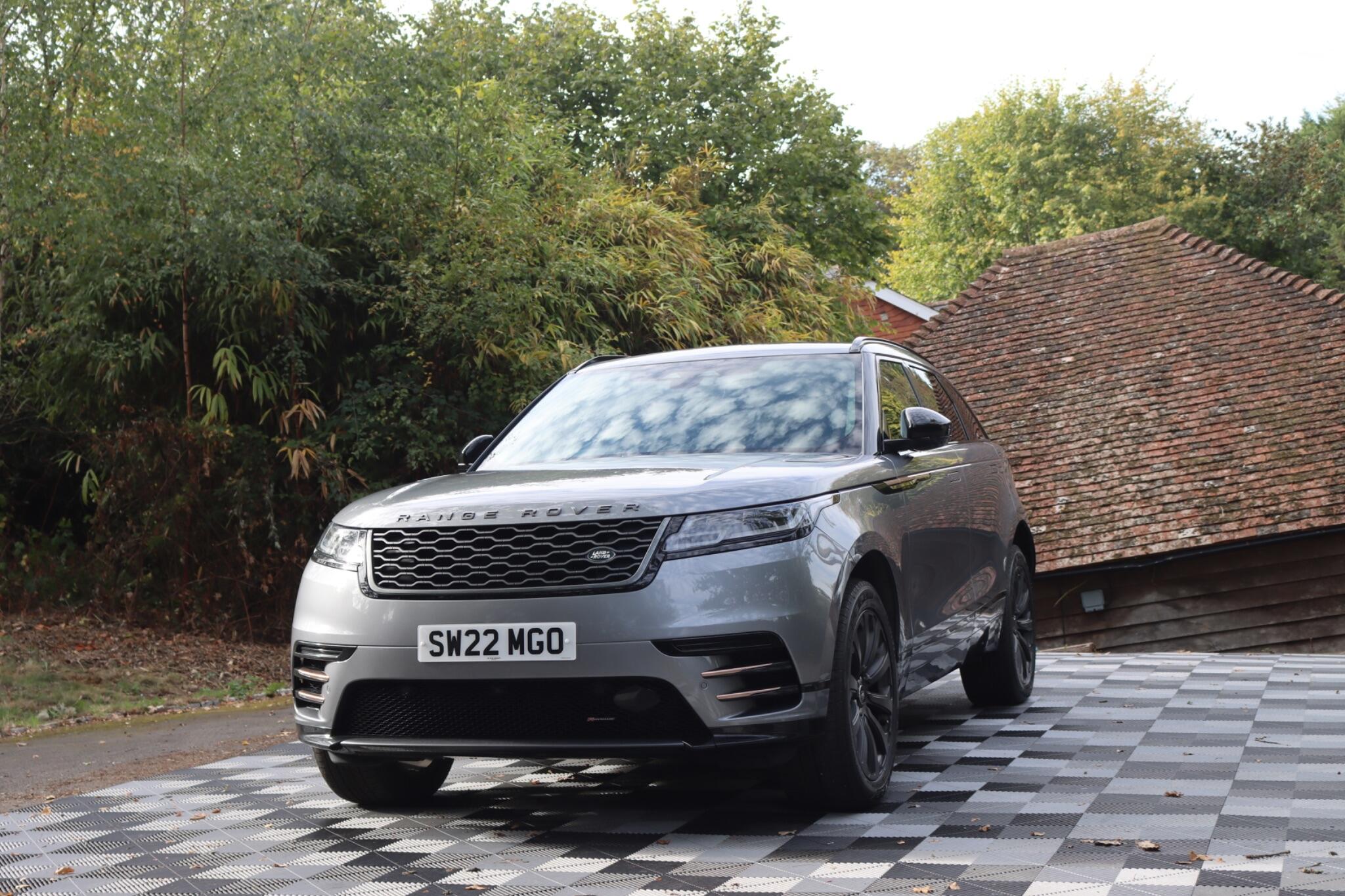 Land Rover Range Rover Velar view 28