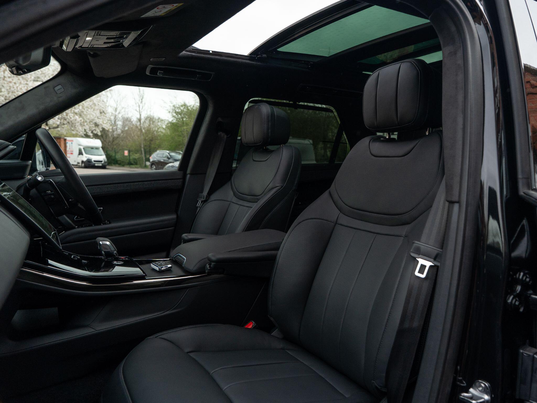 Land Rover Range Rover Sport view 54