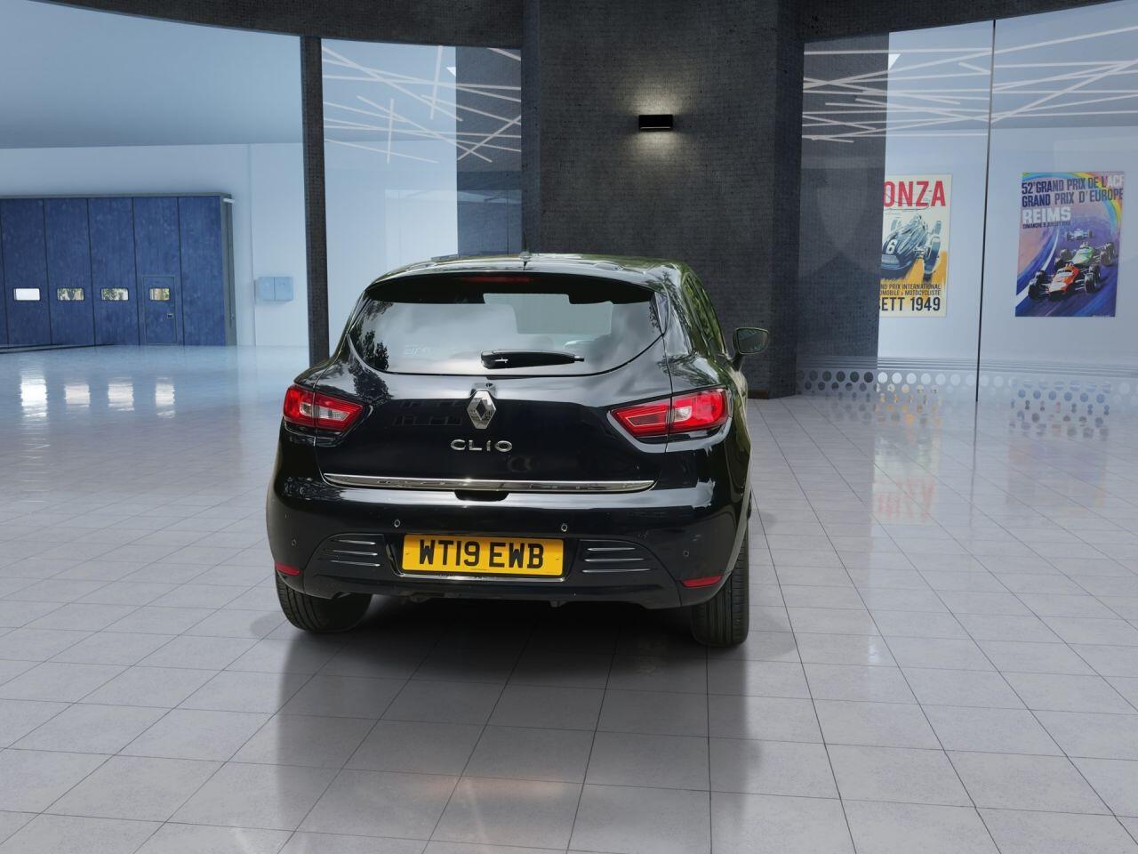 Renault Clio view 7