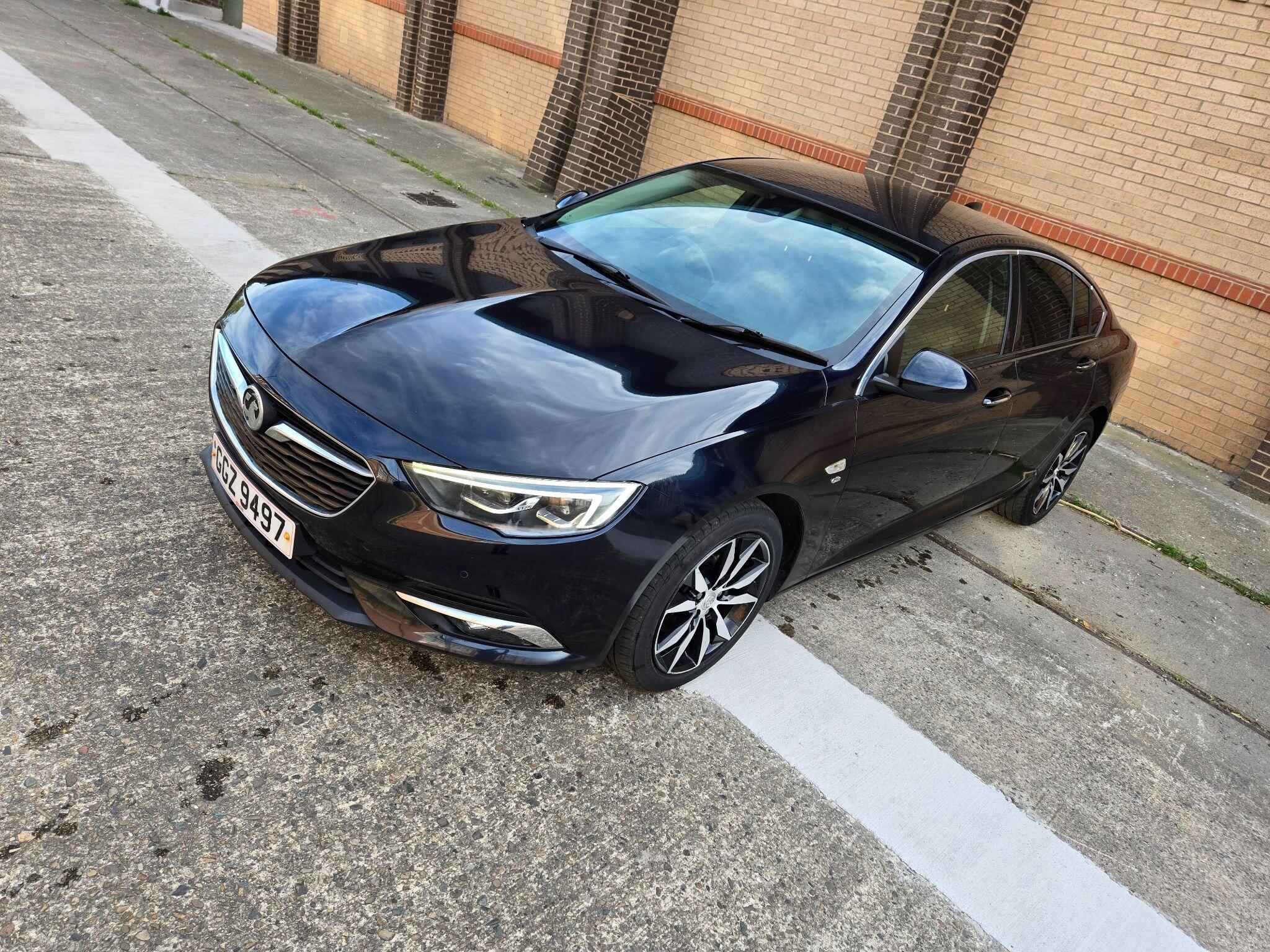 2017 Vauxhall Insignia 1.6 Turbo D BlueInjection Elite Nav Grand Sport Euro 6 (s/s) 5dr • 87,000 miles image 20