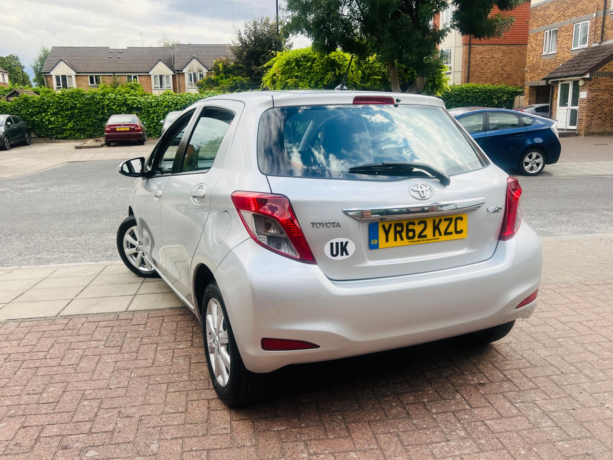 Toyota Yaris view 15