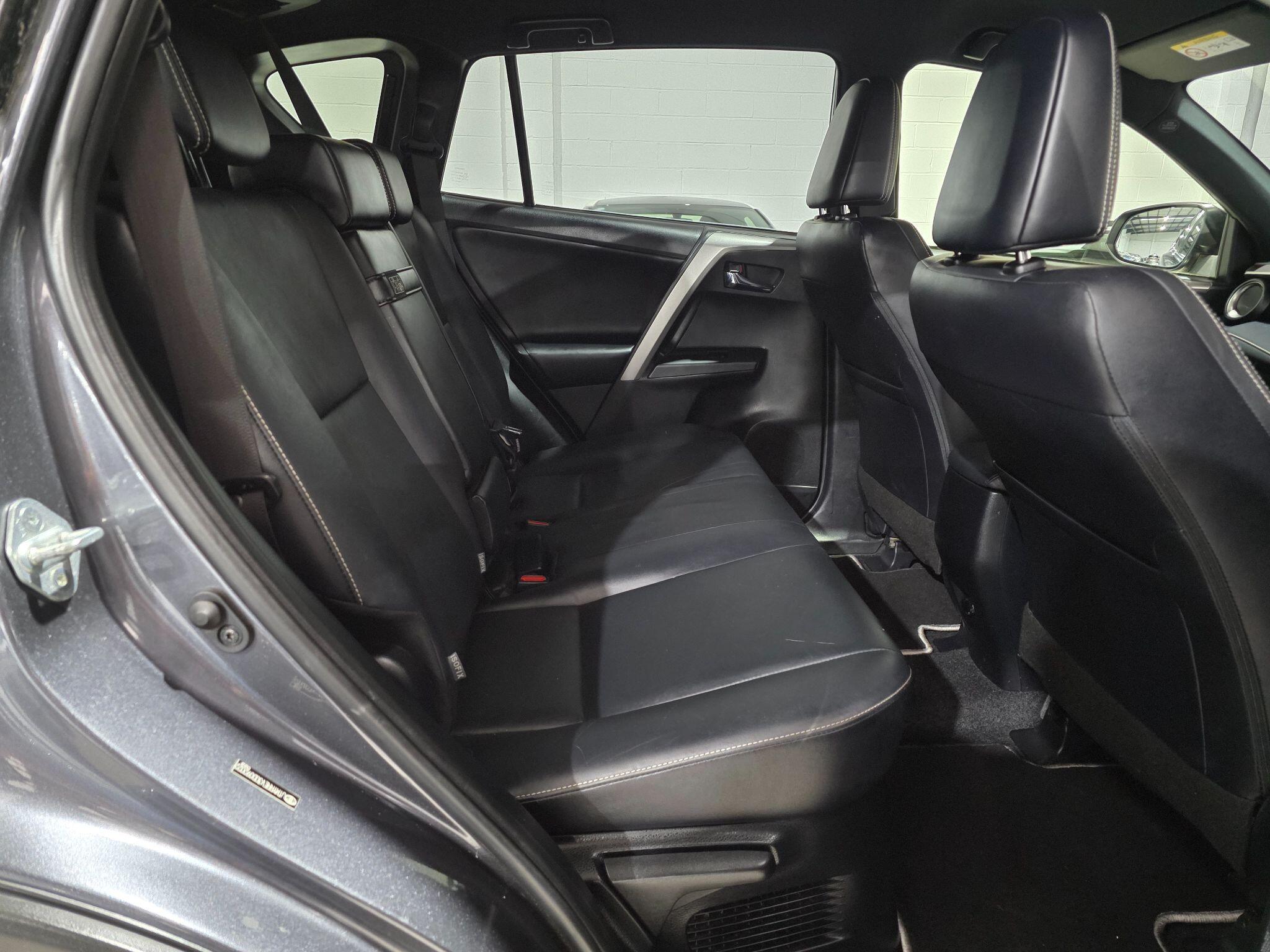 Toyota Rav4 view 23