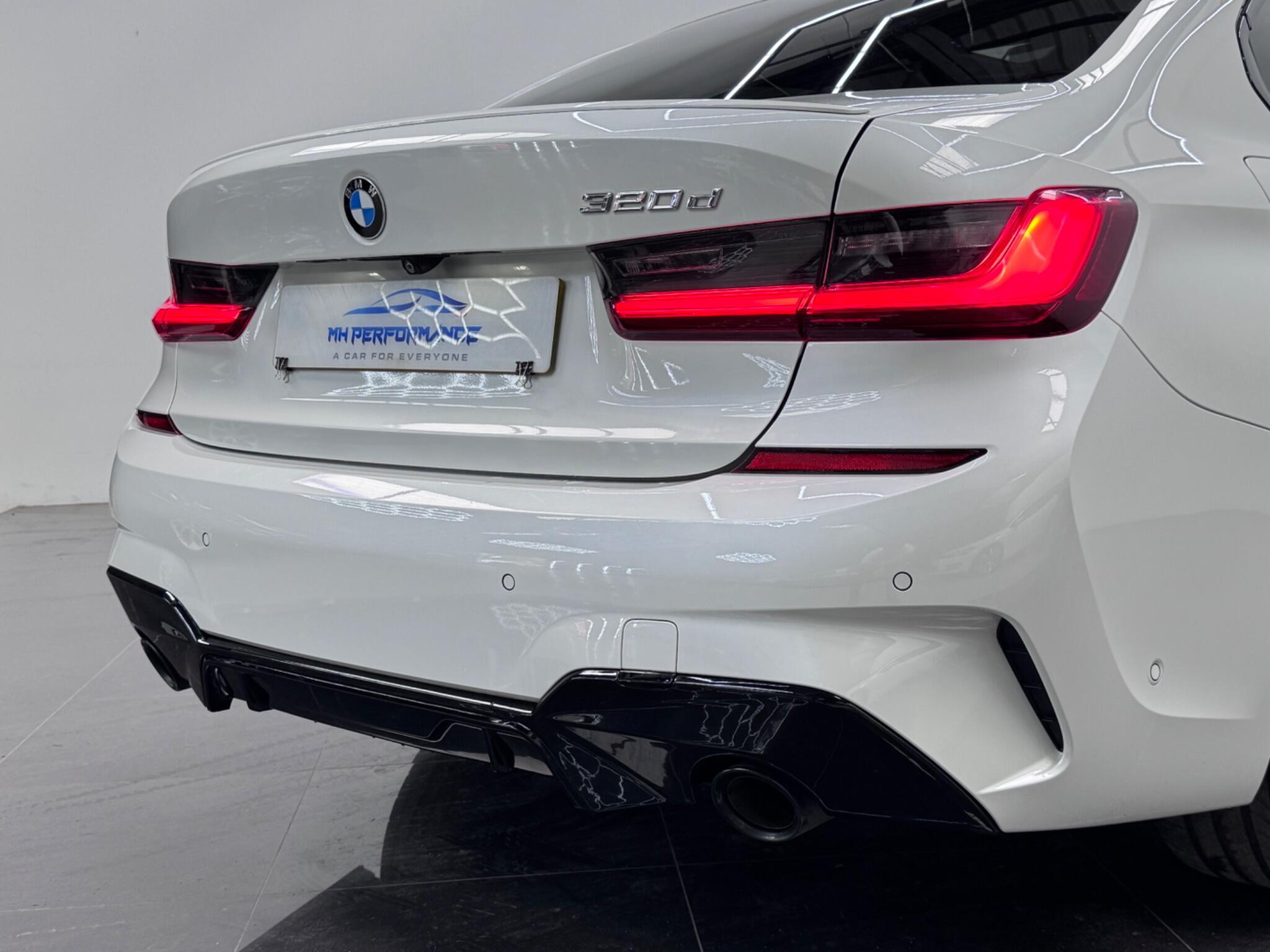 BMW 3 Series view 27