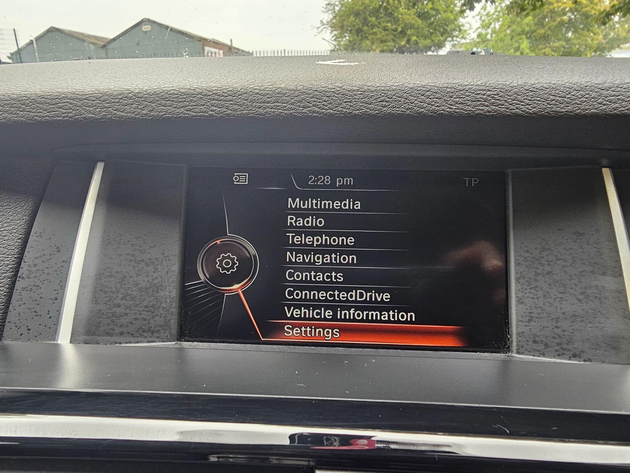 BMW X3 view 28