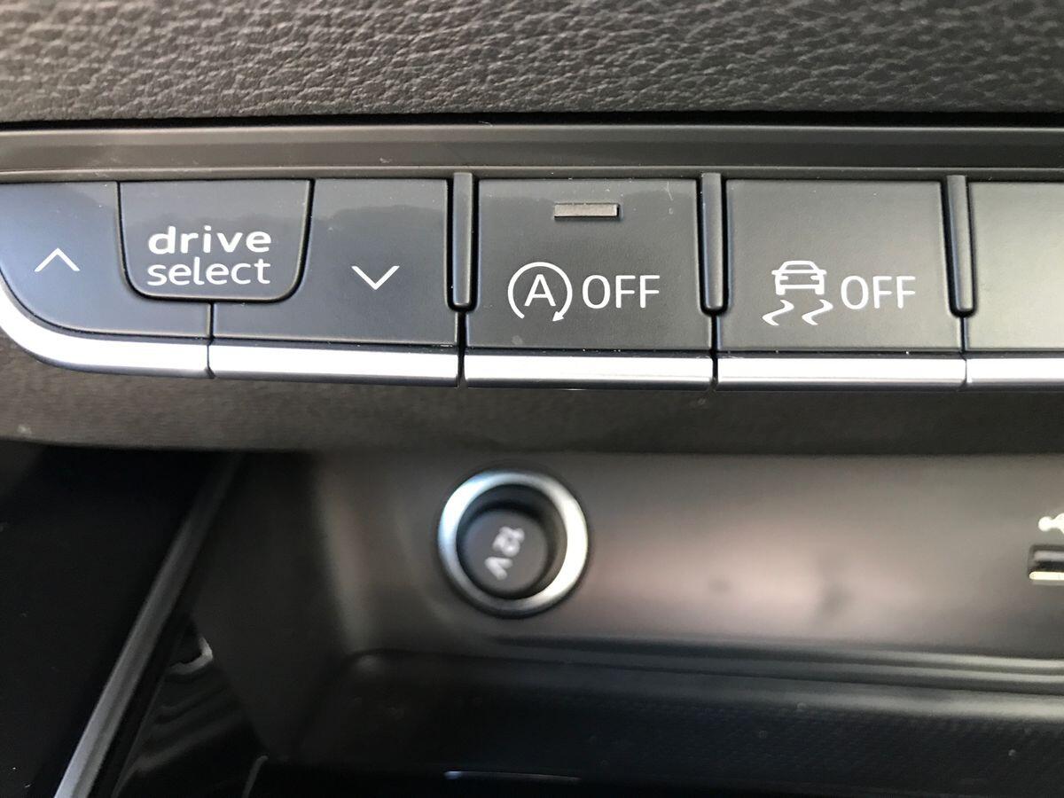 Audi A4 view 17