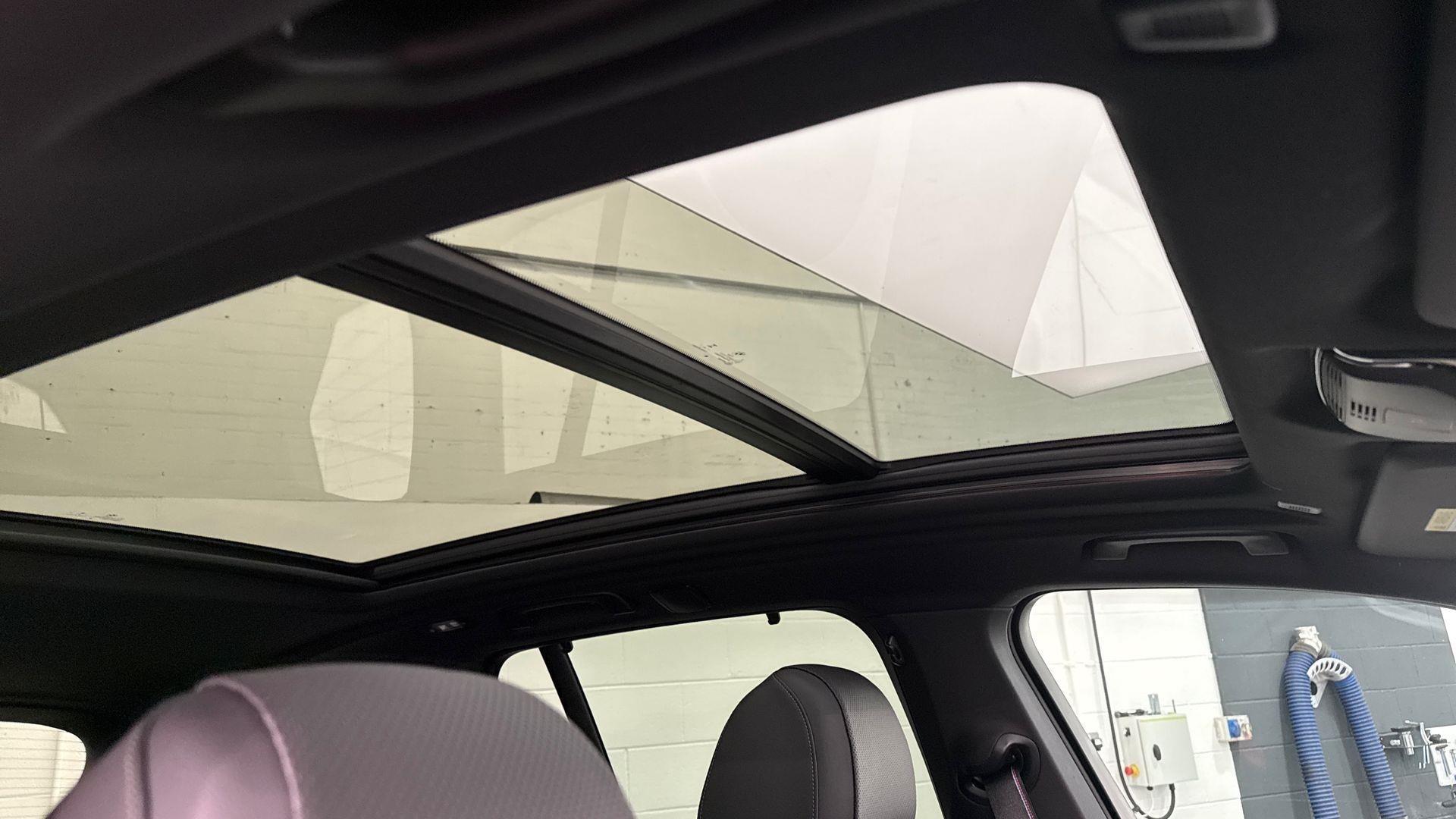BMW X5 view 22