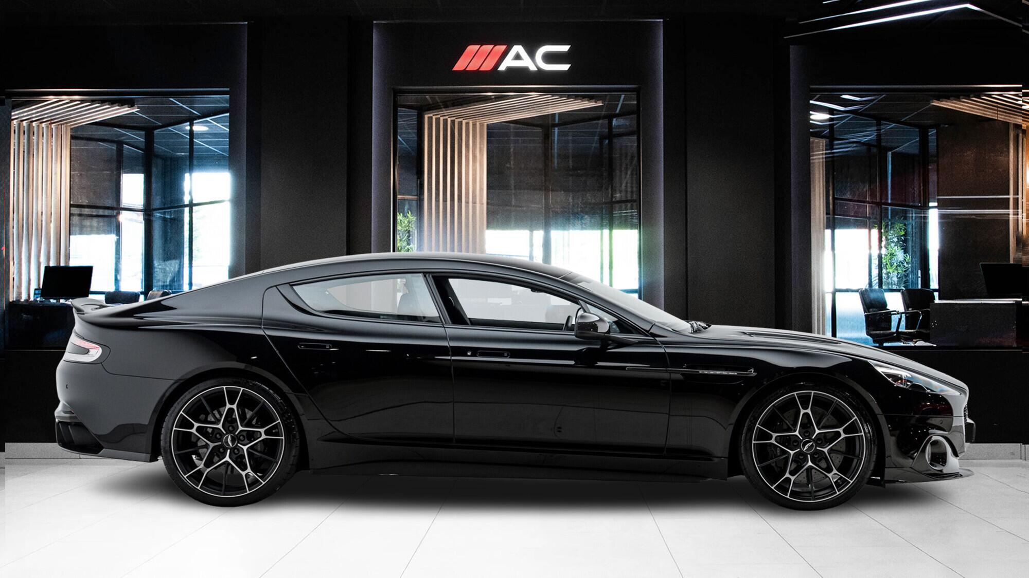 Aston Martin Rapide view 3