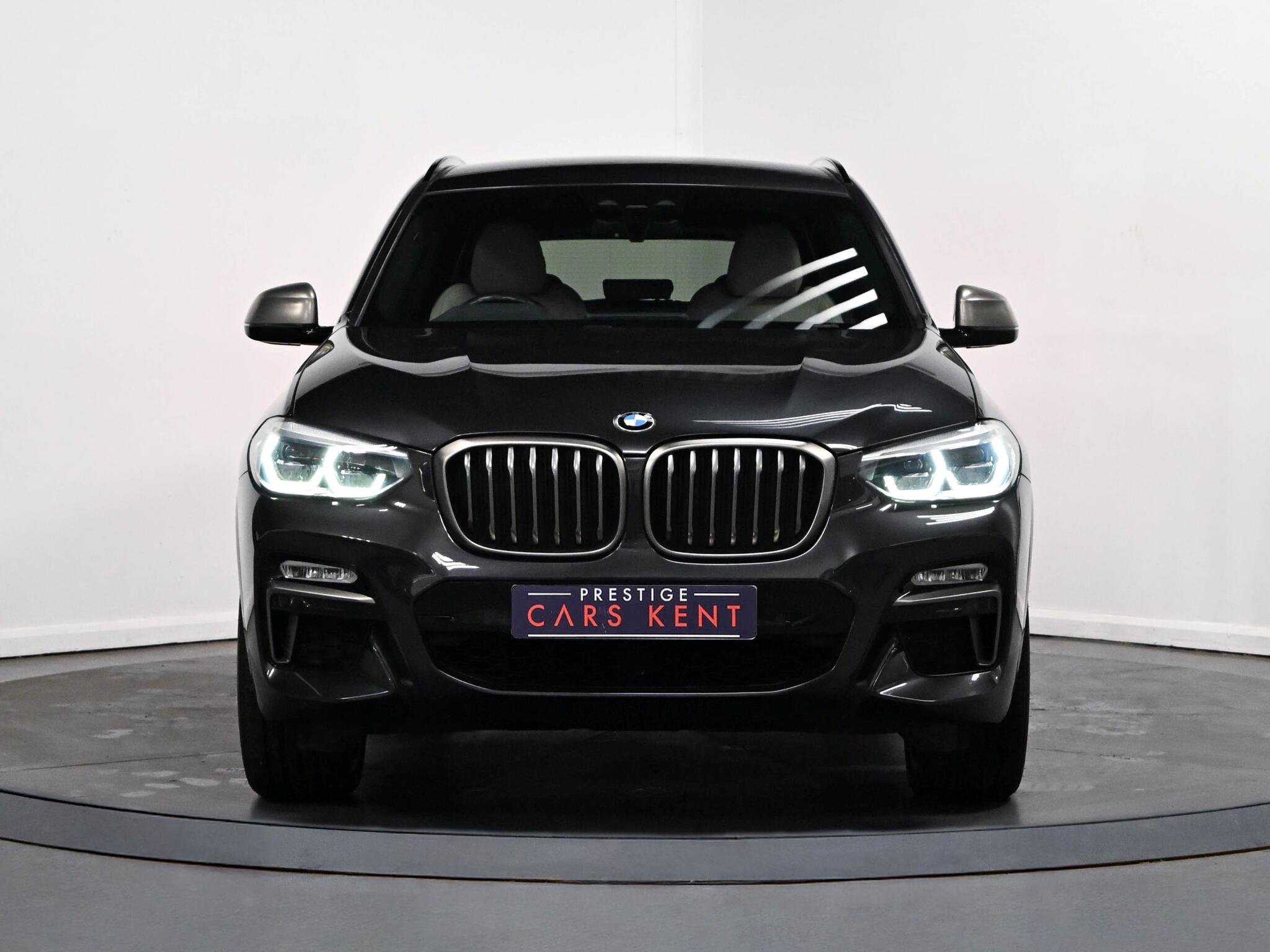 BMW X3 view 18