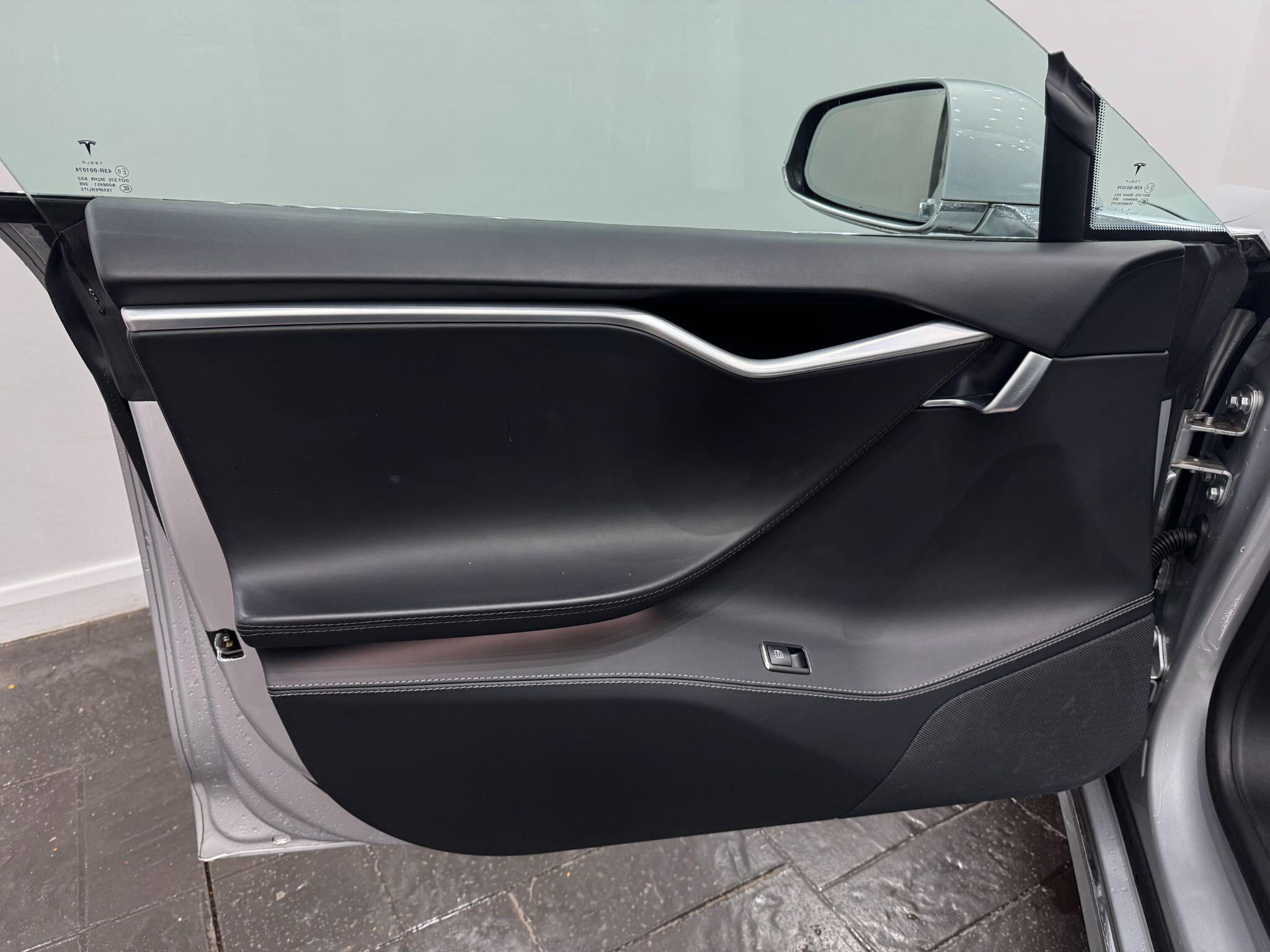 Tesla Model S view 59