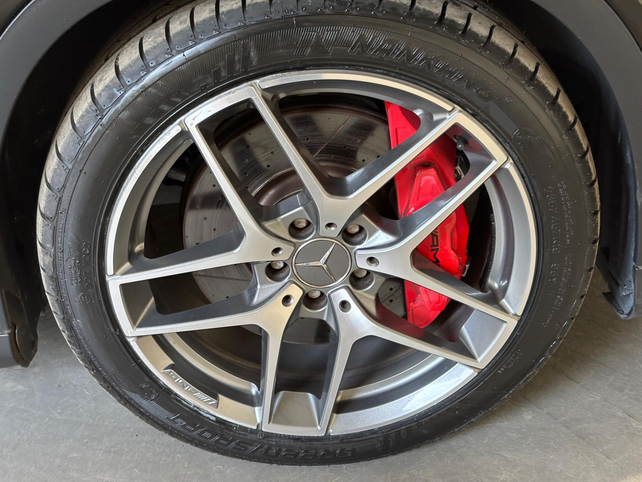 Mercedes-Benz Gla view 74