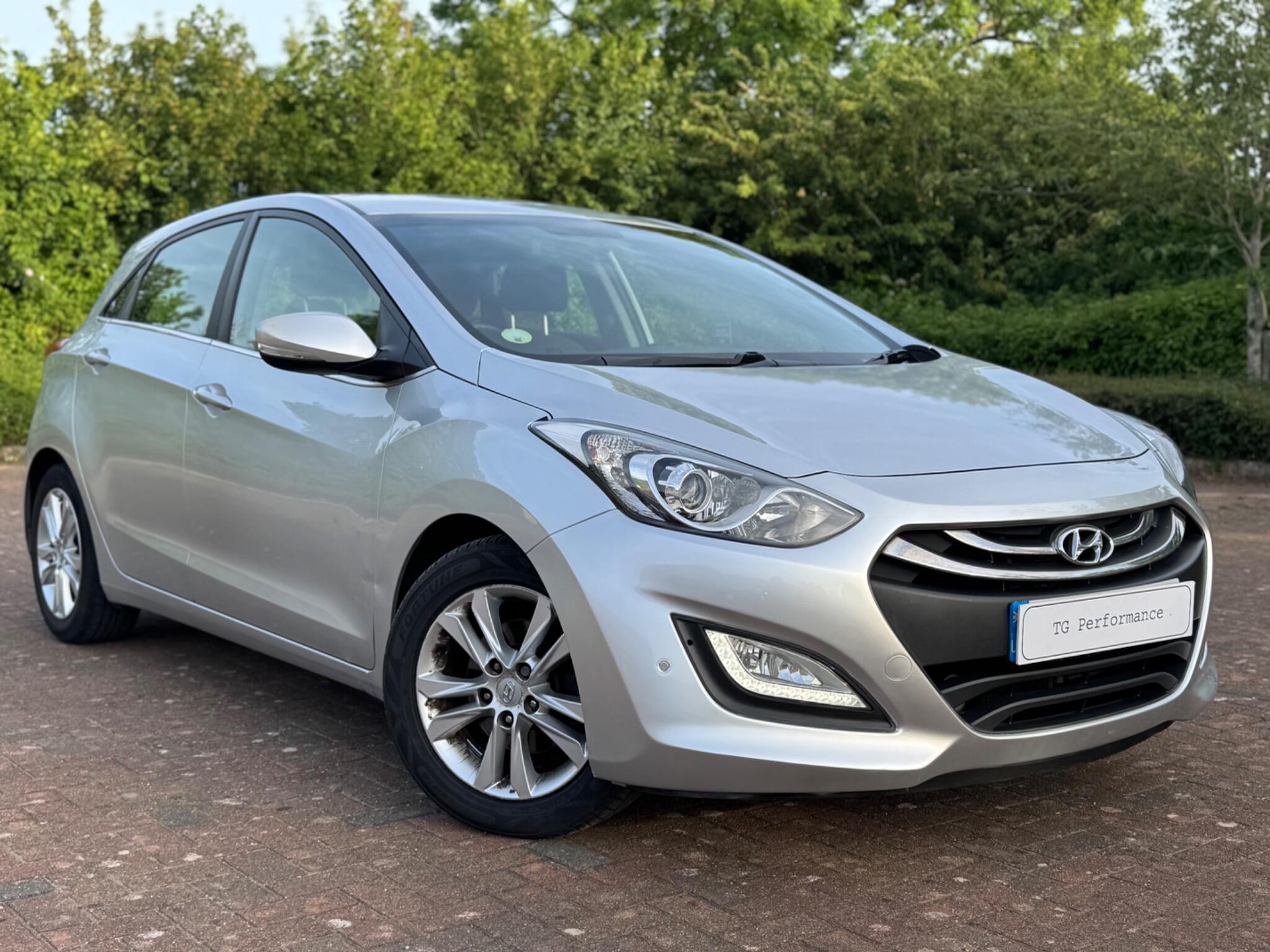 HYUNDAI I30 1.6 CRDI STYLE AUTO EURO 5 5DR 61 PHOTOS 1 VIDEO HYUNDAI...