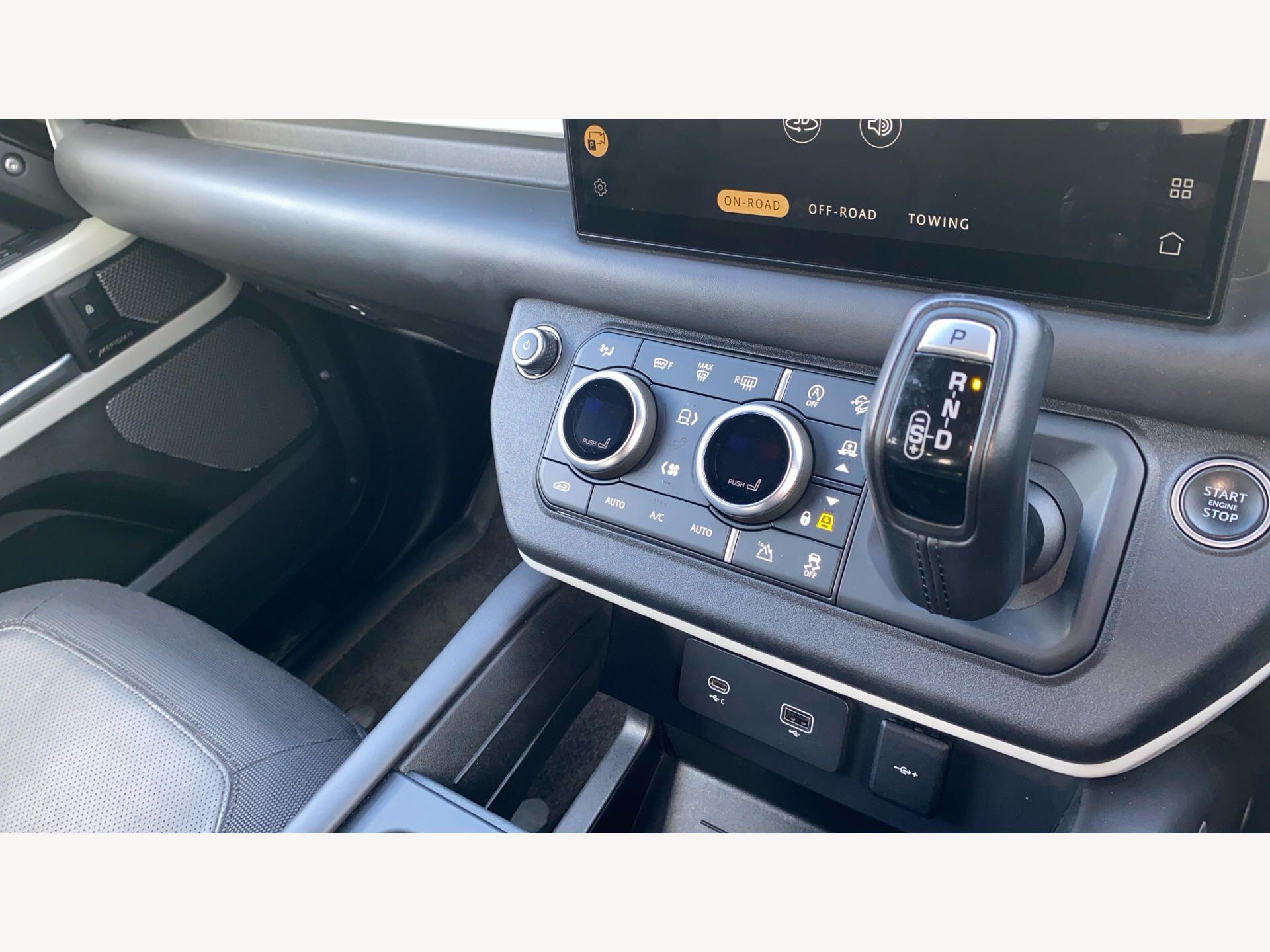 Land Rover Defender view 16