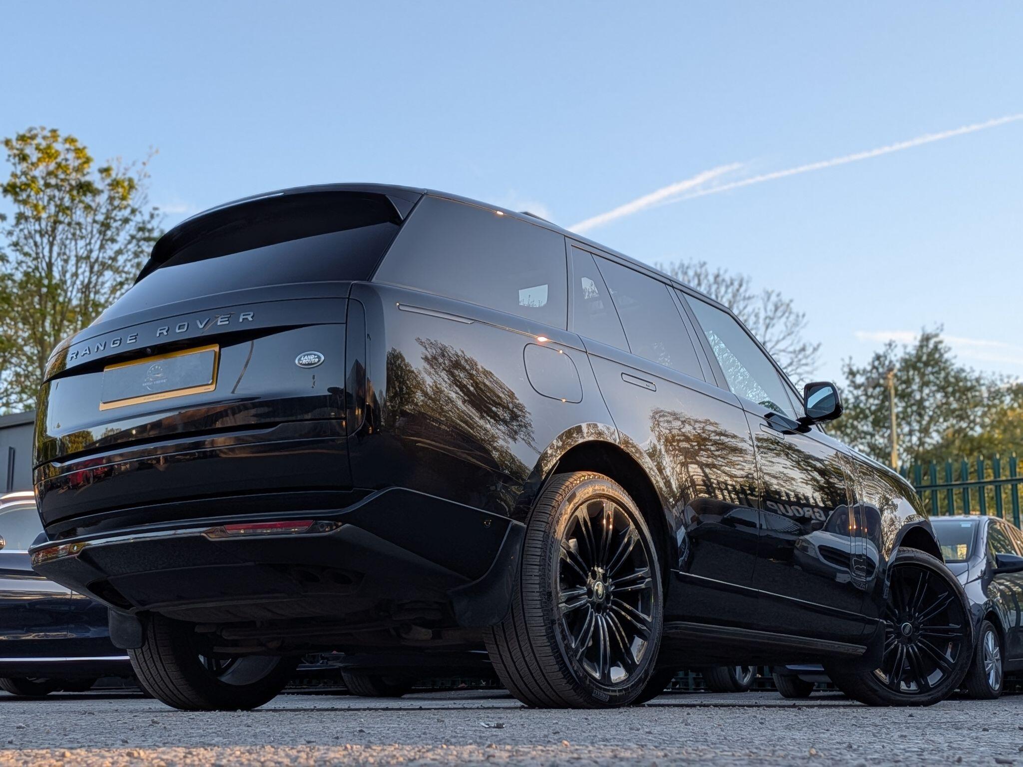 Land Rover Range Rover view 8