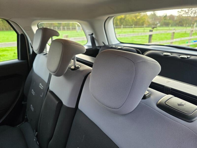2014 Fiat 500L image 26