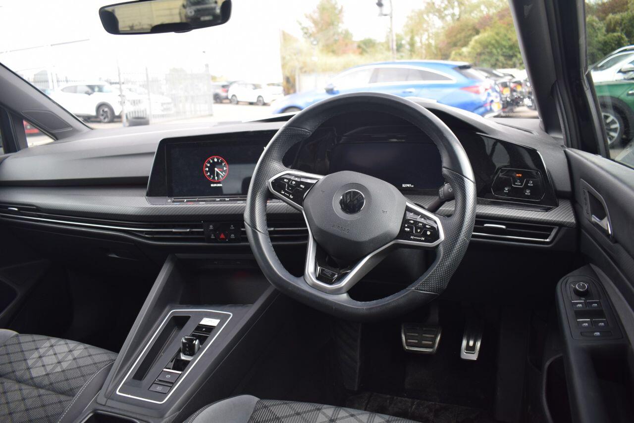 Volkswagen Golf view 3