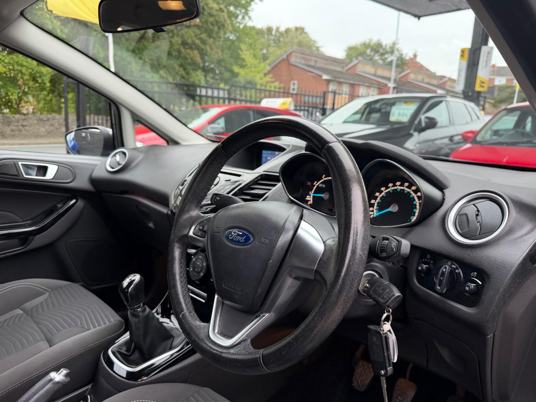 Ford Fiesta view 40